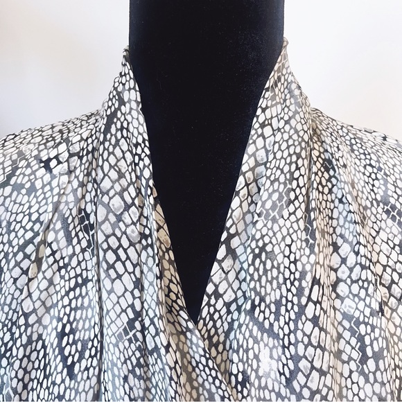 Vintage Barrie Pace Silk Snakeskin Print Women’s Blouse - Size 6 - Picture 5 of 8
